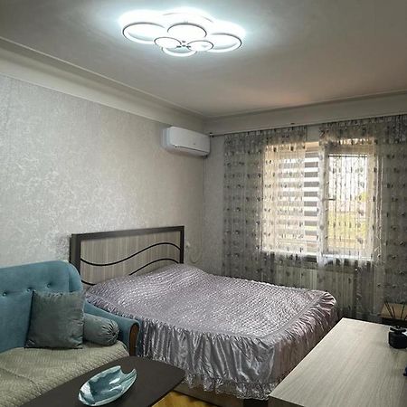 Yerevan Nice Apartment With Balcony For Rent Exterior photo