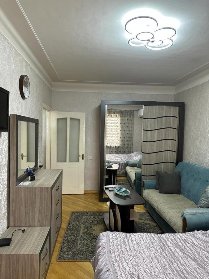 Yerevan Nice Apartment With Balcony For Rent Exterior photo